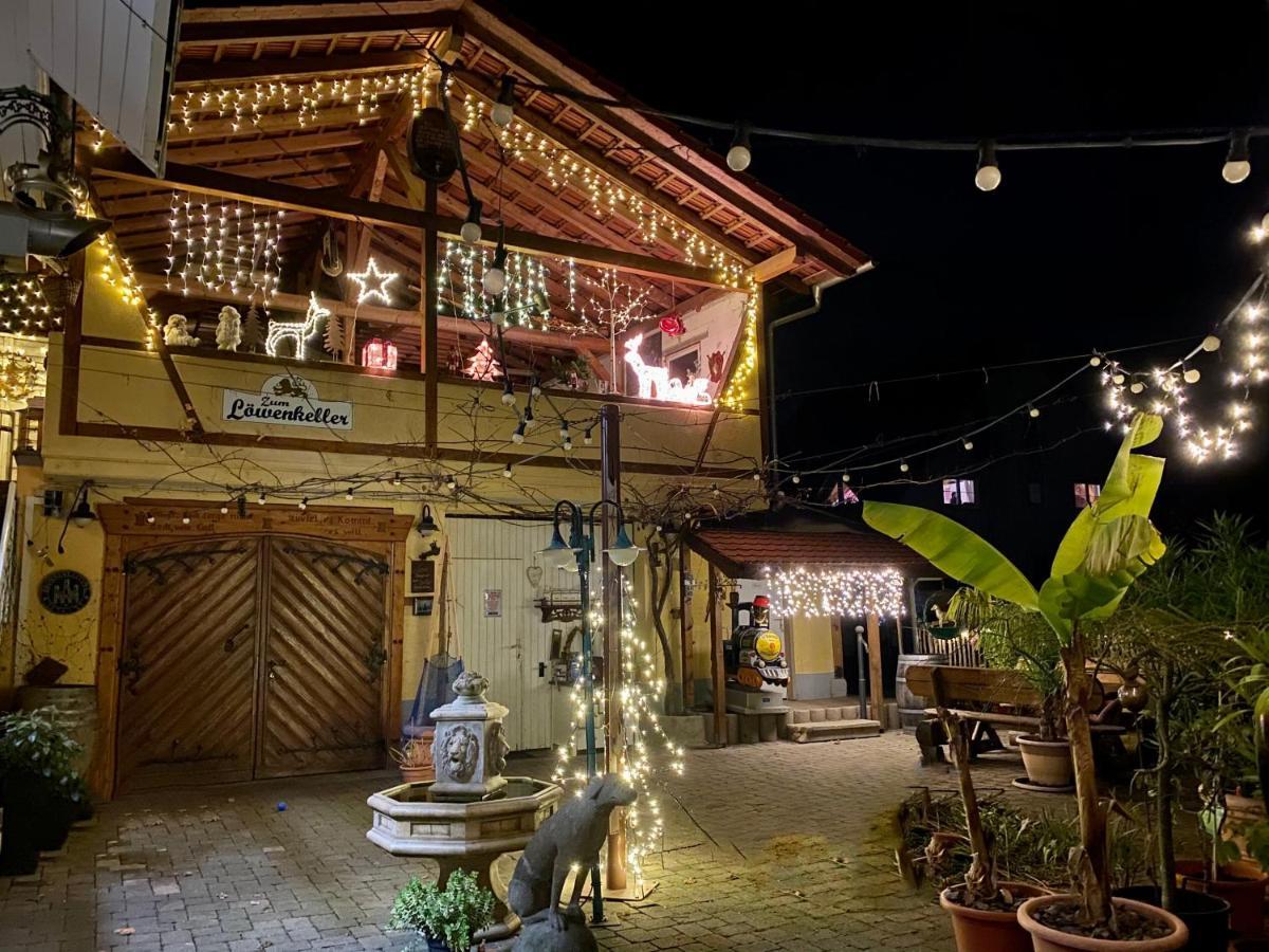 Landgasthaus Loewen Mit Gaestehaus Holzhausen  المظهر الخارجي الصورة