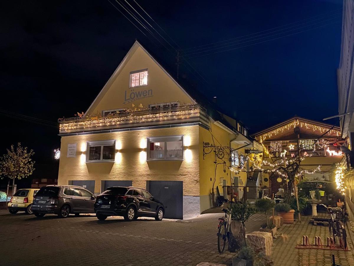 Landgasthaus Loewen Mit Gaestehaus Holzhausen  المظهر الخارجي الصورة